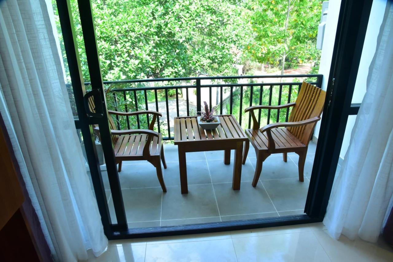 Eden Grand Hotel Dambulla Exterior photo